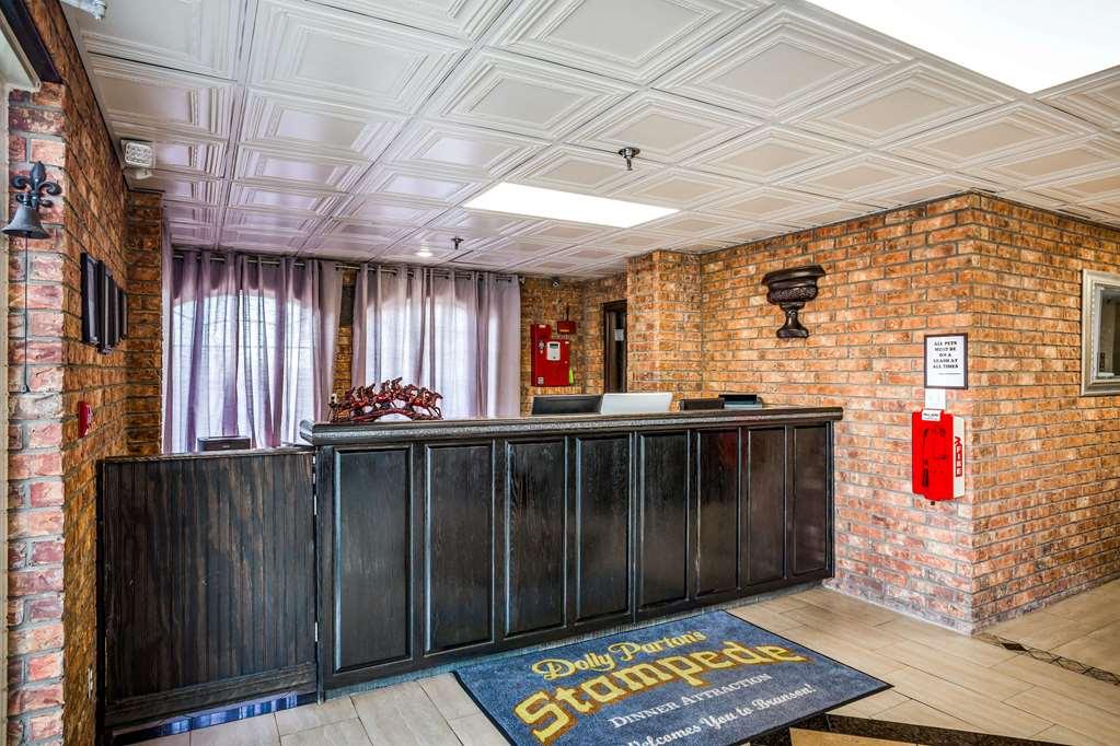 Rodeway Inn Branson, Brick House İç mekan fotoğraf