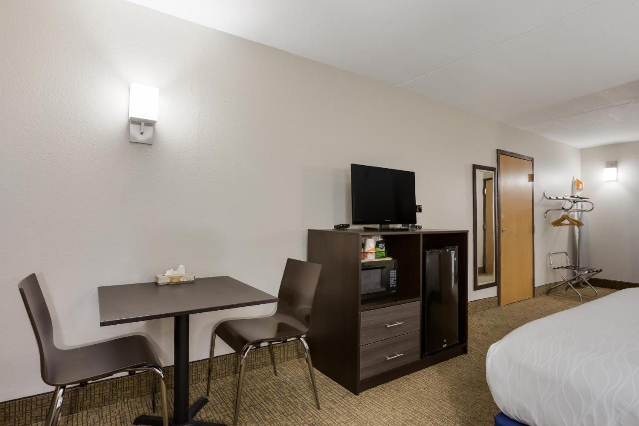 Rodeway Inn Branson, Brick House Dış mekan fotoğraf