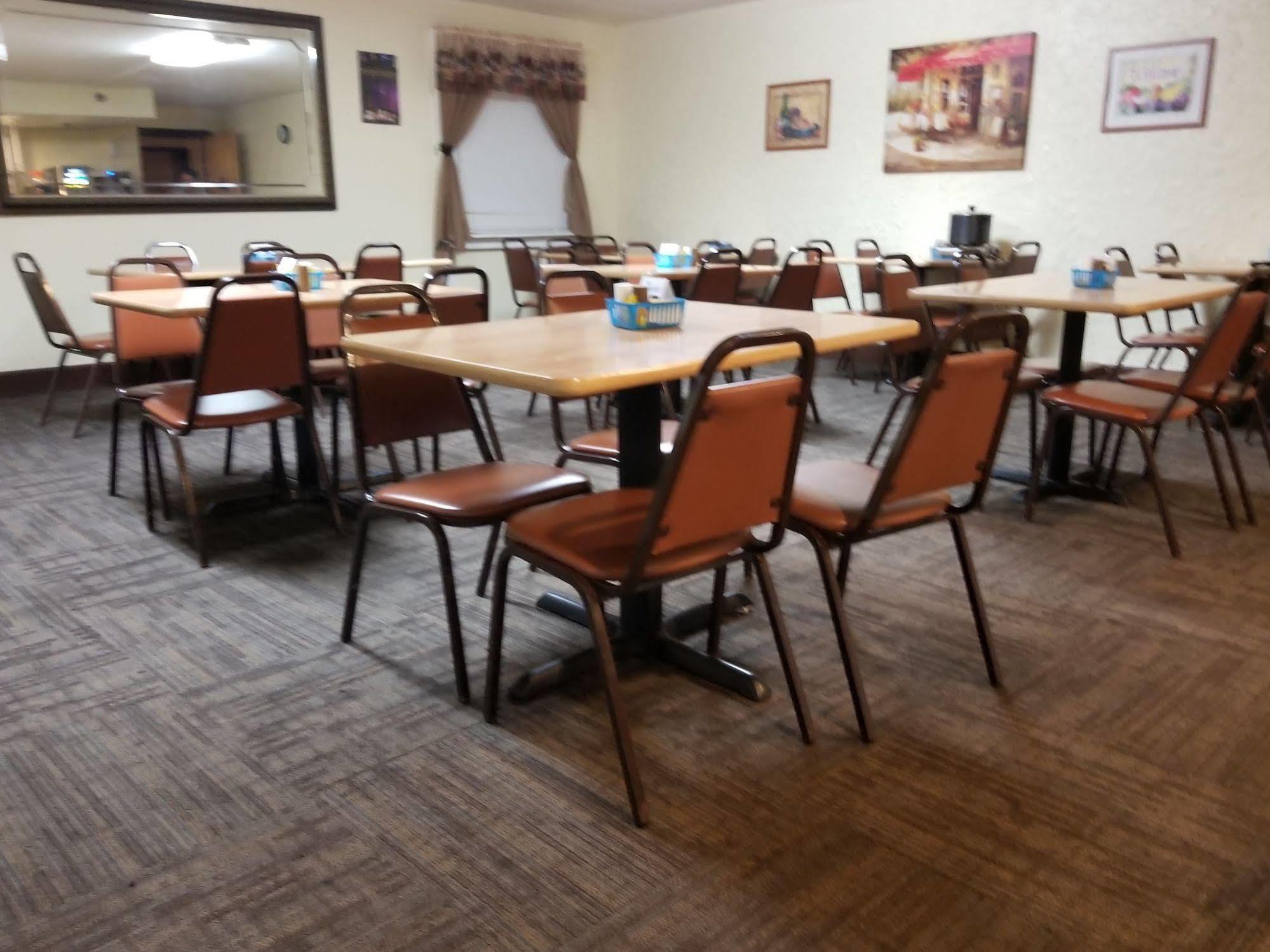 Rodeway Inn Branson, Brick House Dış mekan fotoğraf